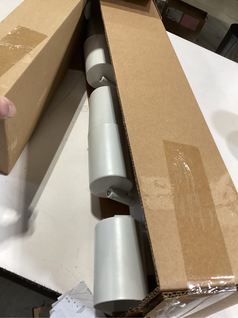 Condition photo showing Good Condition for globe electric 64000124 55" 6-light adjustable height track lighting, matte white, pivoting track heads