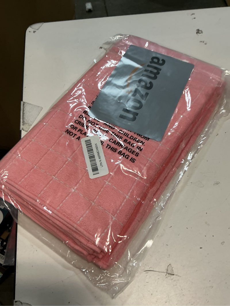 Condition photo showing Good Condition for Homaxy 100% Cotton Terry Kitchen Towels(Pink, 13 x 28 inches), Checkered Designed, Soft and Super Absorbent Dish Towels, 4 Pack Pink 13 x 28 - 4 Pack
