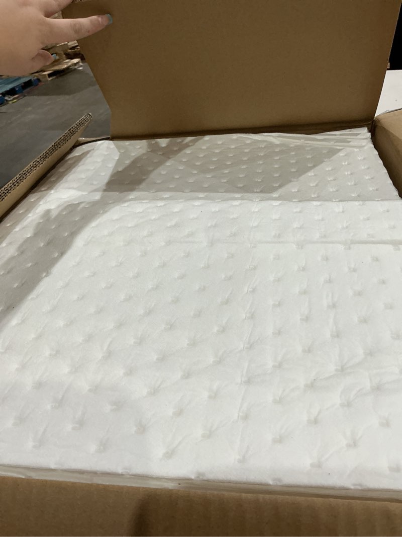 Condition photo showing New/Like New for oil absorbent pads | 16"x20" oil-only spill mat 100-pack | industrial spill control for oil & fuel(32 gal/box) | repels water absorbing sheets oil-only absorbent pads(16"x20")-32 gal/100pack