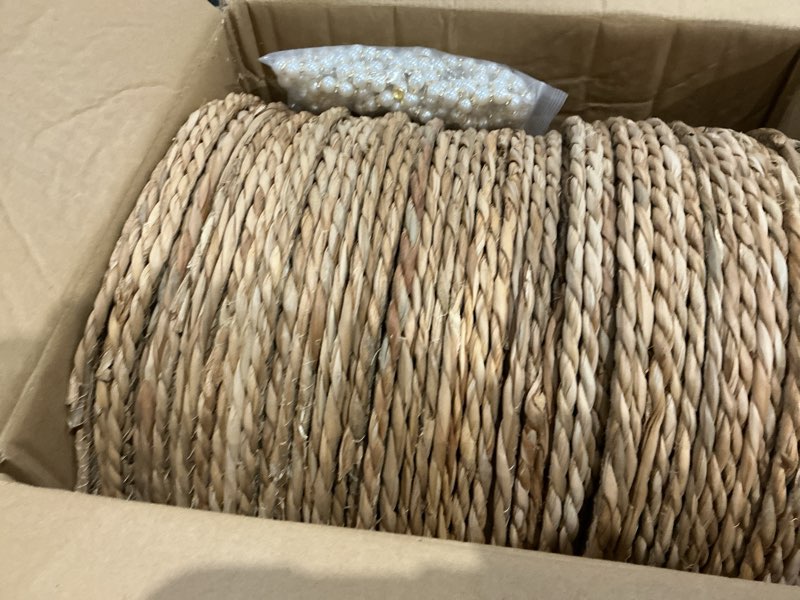 Condition photo showing As Is for gandeer 50 pcs cattail round woven placemats set, cattail placemats with pearl napkin rings boho far