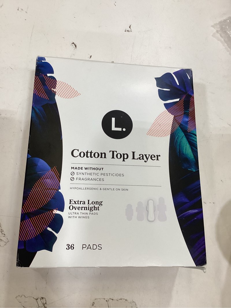 Condition photo showing As Is for l. ultra thin pads for women, organic cotton top layer, overnight absorbency, menstrual pads with wings, made without synthetic pesticides and fragrances, 36 count