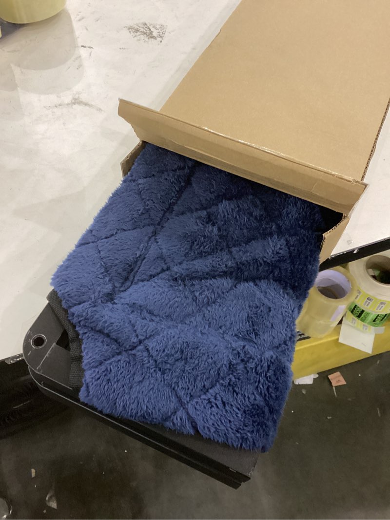 Veehoo Heavy Duty Elevated Dog Bed - Raised Bed with Washable & Breathable Teslin Mesh, Non-Slip Silicon Feet, Cooling Dog Cot, Indoor/Outdoor Use, 41\" x 27\", dark blue 41.0\"L x 27.0\"W x 8.0\"Th dark blue