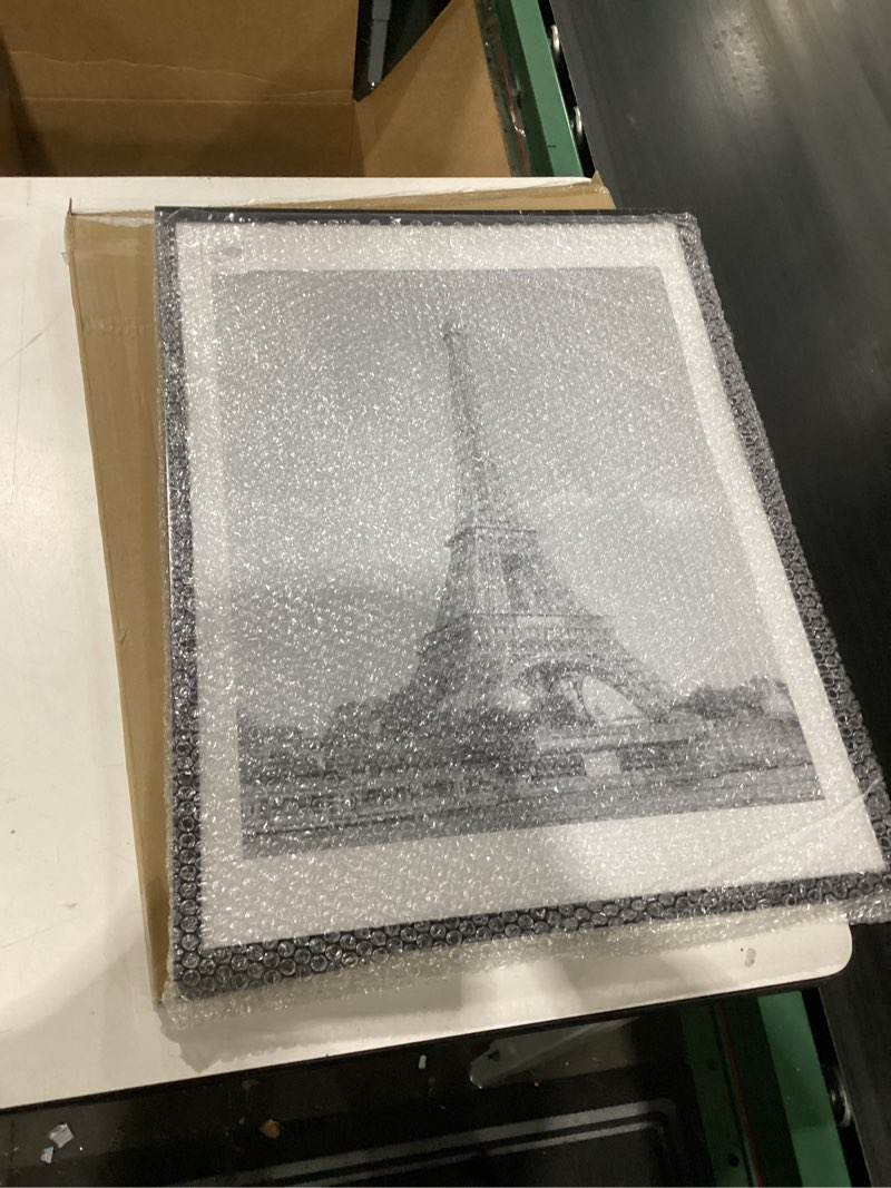 Condition photo showing New/Like New for upsimples 18x24 picture frame, display pictures 16x20 with mat or 18 x 24 without, wall hanging poster frames, black, 1 pack