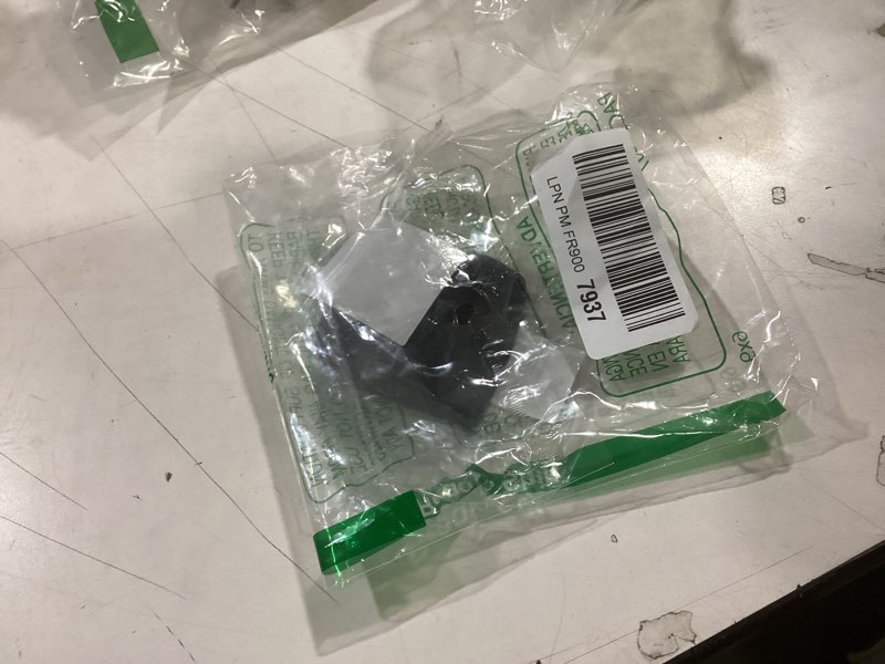 Condition photo showing Good Condition for Car Key Fob Holder, Car Garage Key Card Holder for Dashboard, Multifunctional Organizer Key Remote Mount with Double-sided Adhesive Tape (Black)