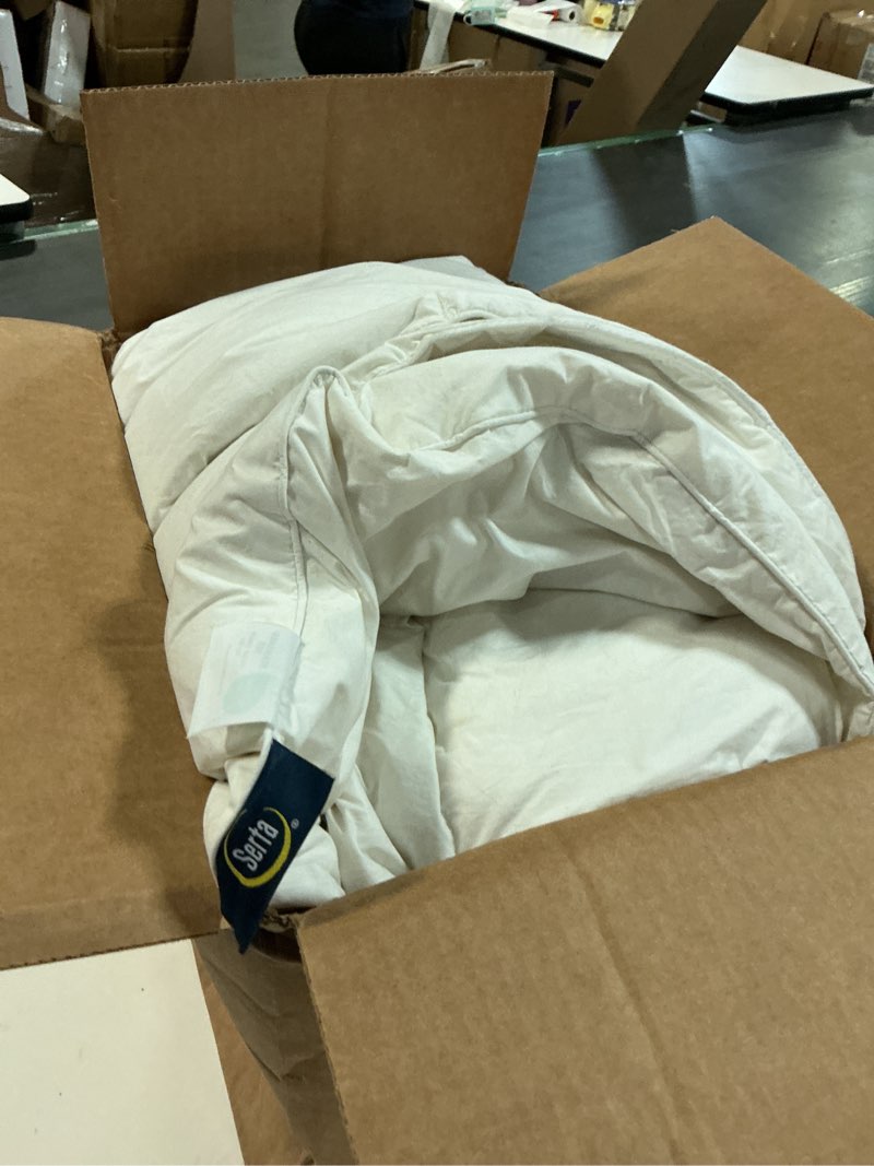 Condition photo showing As Is for (unknown size)serta tencel white feather and down comforter