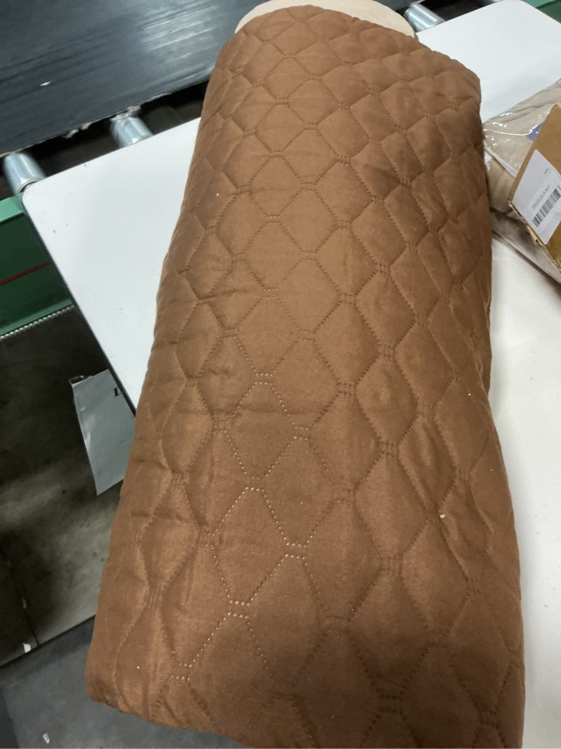 Condition photo showing Good Condition for exclusivo mezcla reversible full queen quilt bedding set, chocolate brown | lightweight bedspreads with 2 pillow shams, soft microfiber, all season bed coverlets for bedroom guest room, 90x96 inch chocolate brown/ khaki full/ queen
