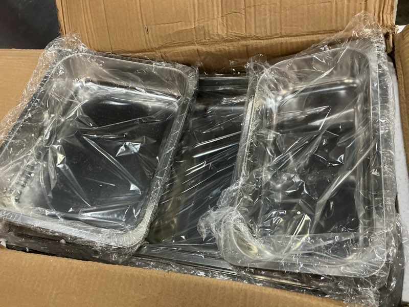 Condition photo showing Good Condition for 4 pack 8qt chafing dish buffet set with 2 full size, 2 half size, 3 1/3 size food pans, stainless steel buffet chafers catering food warmers for party/buffet/wedding/banquet/catering events