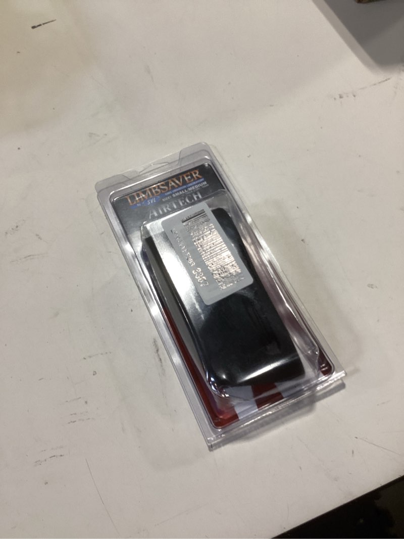 Condition photo showing New/Like New for limbsaver airtech slip-on recoil pad, small-large sizes, 0.5"-1" lop, no-slip surface, no stock modification, reduces recoil for maximum control and stability small/medium - .5" lop