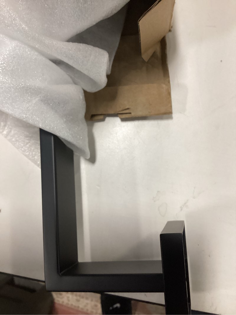 https://lotting-media.assets.bidfta.com/lotting_de955165-b9ae-4400-8cab-e5efa6a47206