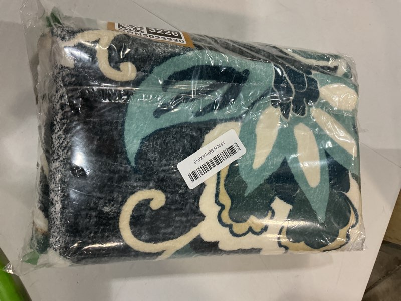 Condition photo showing New/Like New for lahome floral runners for hallways - 2x6 kitchen runner rugs non skid washable non-slip laundry room rug throw low-plie entryway rug blue paisley print carpet runner for bedroom bathroom living room 5-blue 2' x 6' (runner)