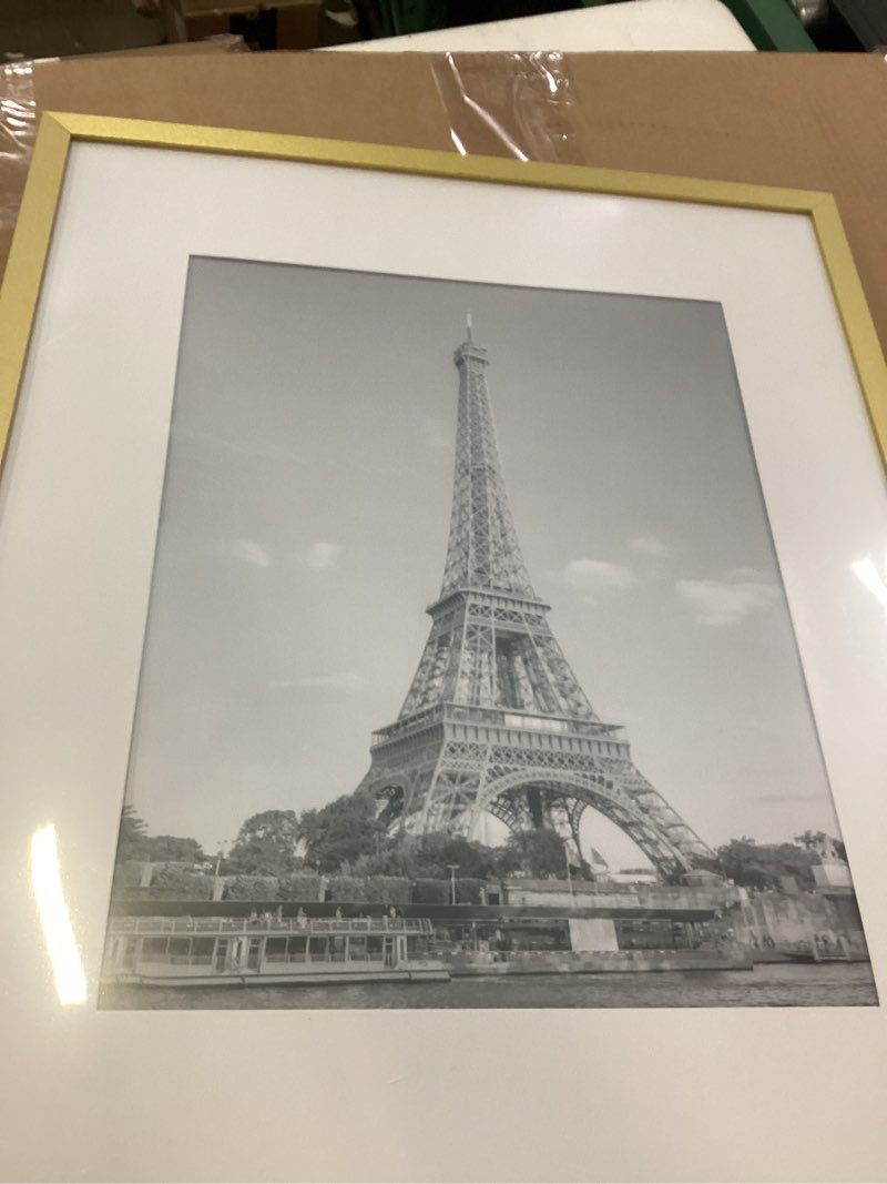Condition photo showing Good Condition for upsimples 16x20 picture frame, display pictures 11x14 with mat or 16 x 20 without, wall hanging poster frame, gold, 1 pack gold 16x20