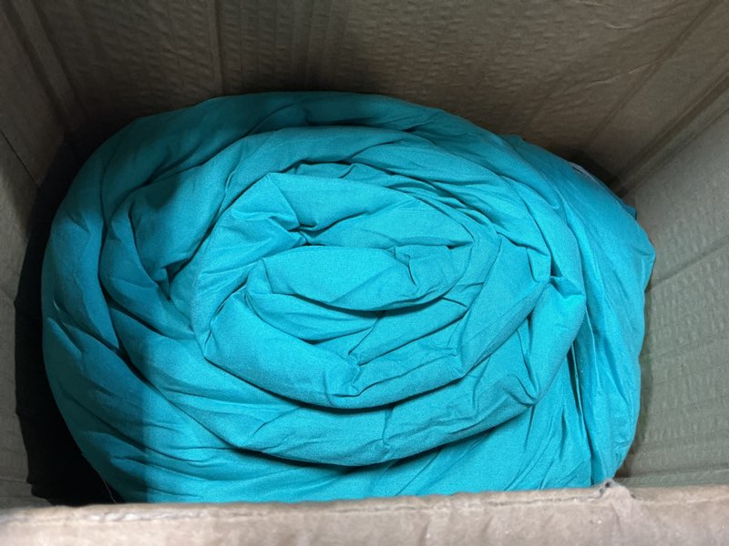 Condition photo showing Good Condition for Intelligent Design Raina King / Cal King Comforter Set, Soft Microfiber Comforter Set King, Modern Geometric Metallic Bed Set, 5 Pieces College Bedding Comforter Set with 2 Shams, 2 Toss Pillows Aqua Aqua/Silver King/Cal King
