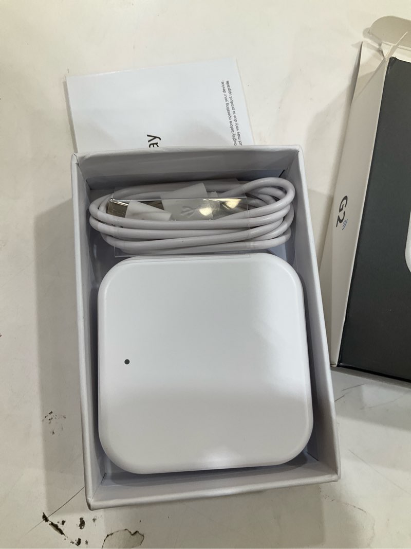Condition photo showing Good Condition for veise g2 gateway, smart deadbolt wi-fi gateway, remote control, compatible with dd lock app and tt lock app remote control