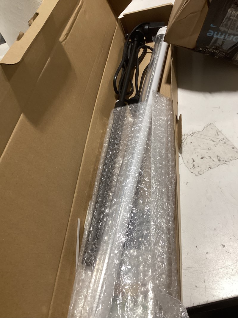 Condition photo showing Good Condition for jcbritw standing led grow light?adjustable 2ft t8 bar plant light, white 4500k full spectrum plant grow lamp on stand for indoor plants seed starting, seedlings, veg, flower t8 2ft