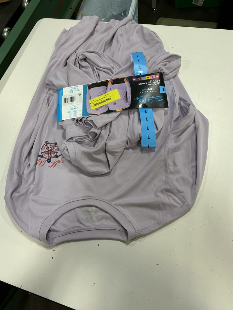 Condition photo showing Good Condition for ( 2 pack ) size large salt life women's long sleeve uv tee
