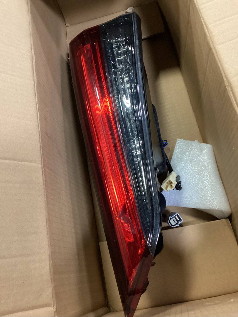 Condition photo showing Good Condition for Inner Tail Light Assembly Compatible with Highlander 2020 2021 2022 Rear Taillight Tail Lamp Left Side 815900E180 TO2802156