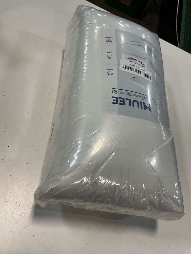 Condition photo showing New/Like New for miulee pillows inserts, pack of 4 16x16 inch 100% virgin microfiber filling throw pillows for bed couch sofa