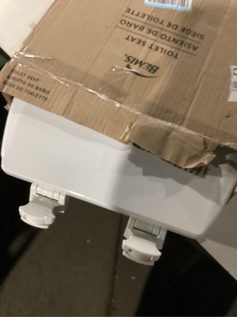 Condition photo showing New/Like New for Bemis 1500EC 390 Lift-Off Wood Elongated Toilet Seat, Cotton White (Pack of 1)