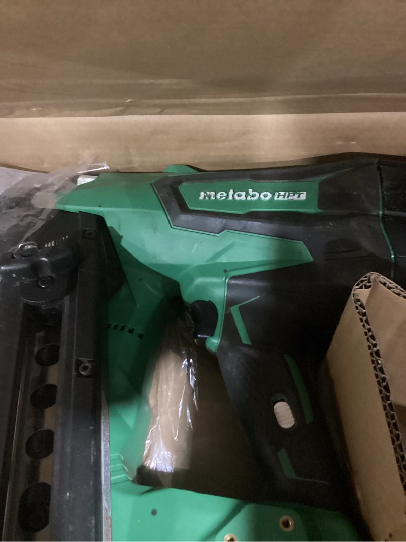 Condition photo showing New/Like New for metabo hpt 18v multivolt cordless 21° framing nailer kit, 3-1/2" plastic strip framing cordless nailer, power tool with 4.0ah lithium ion battery, drives 2" to 3-1/2" nails, nr1890dra nr1890dra - lighter, smaller, & more powerful