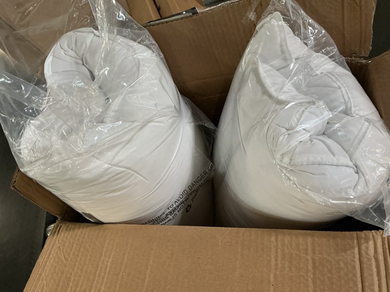https://lotting-media.assets.bidfta.com/lotting_debc9d93-79dd-4061-9aef-6fb80fac7d6e