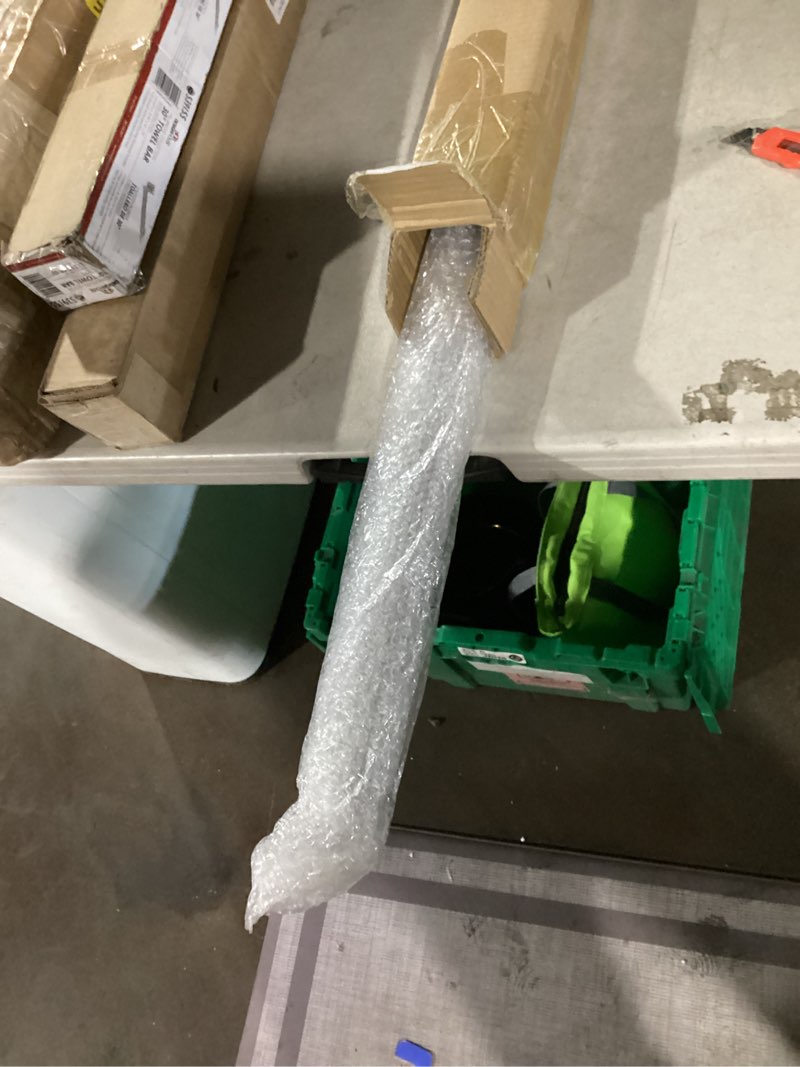 Condition photo showing Good Condition for blulu 4 pcs 1/4"-20 fully threaded rod, 36" length, 304 stainless steel long threaded screw, right hand threads 4 1/4"-20 x 36"