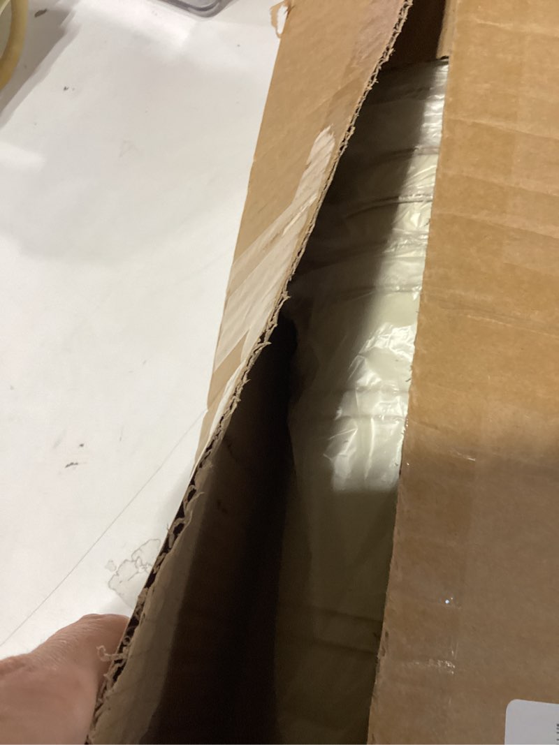 Condition photo showing New/Like New for 8 Pack Galvanized Metal Vases for Flowers, 9 Inch Flower Bucket with Handles, French Bucket for Home Decor Table Weddings Centerpiece Decorations, Beige