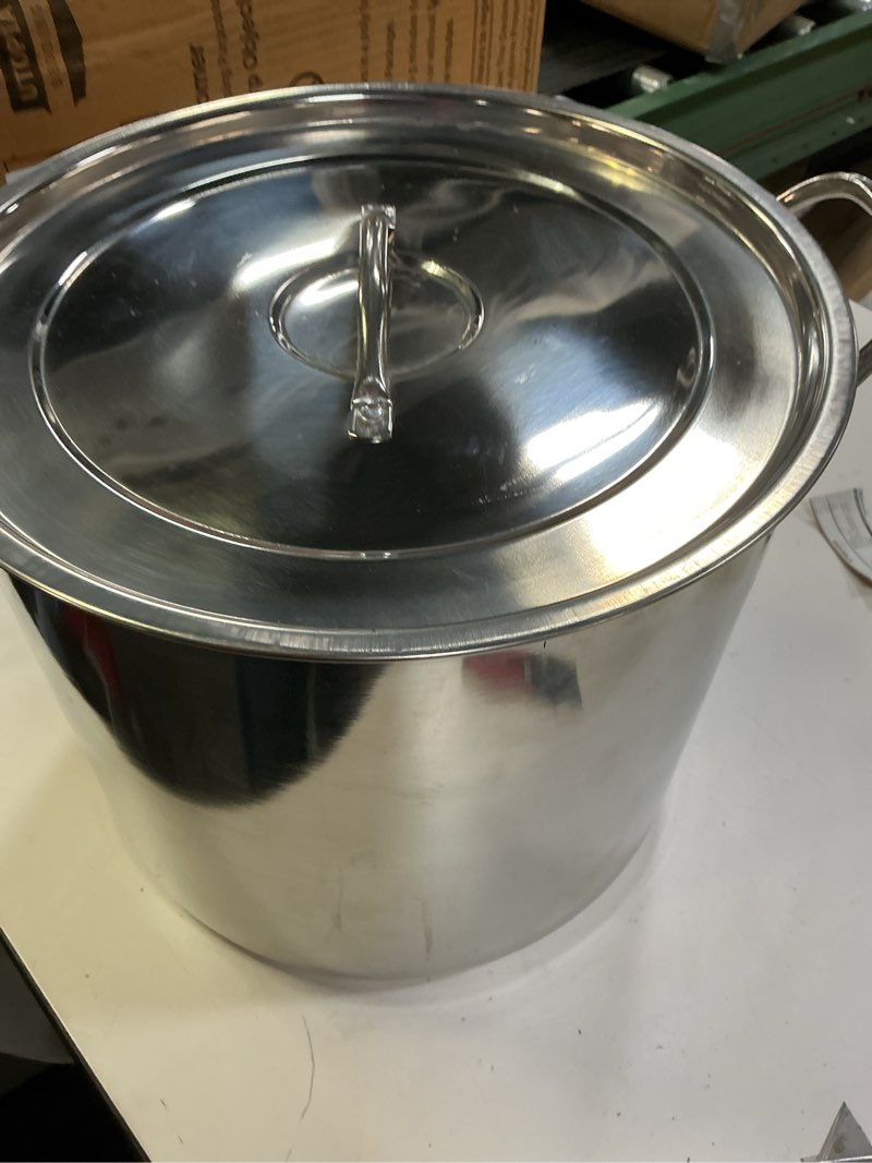 Condition photo showing Good Condition for IMUSA USA Stainless Steel Stock Pot 20-Quart, Silver