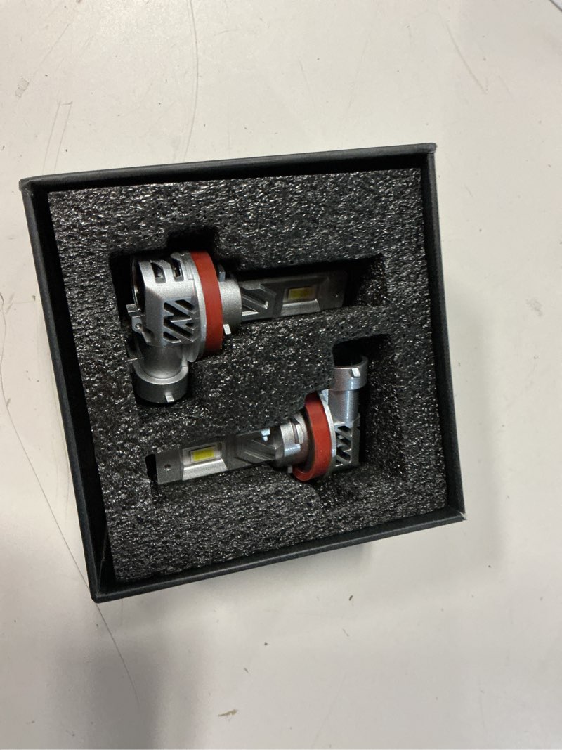 Condition photo showing Good Condition for sealight h7 bulb, 80000lm 6500k output canbus ready, for powersports ip68 80000hrs lifespan, 1?1 size real halogen, 3mins installation, 2 pack