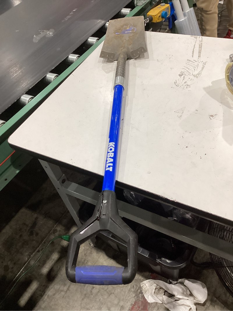 kobalt 20.5-in fiberglass d-handle garden spade