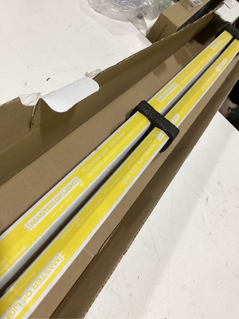 Condition photo showing New/Like New for f40cw (2 pack) 4ft fluorescent tube light bulb 40w 40 watt t12 cool white 4100k 1.5 inch diameter replaces f40t12/cw f40t12 f40xl/sp41 f40/spx41 f40/sp41/eco f40sp41 f40cwx, f40 cw supreme (2)