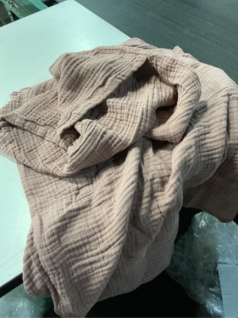 Condition photo showing As Is for organic airy gauze sham set