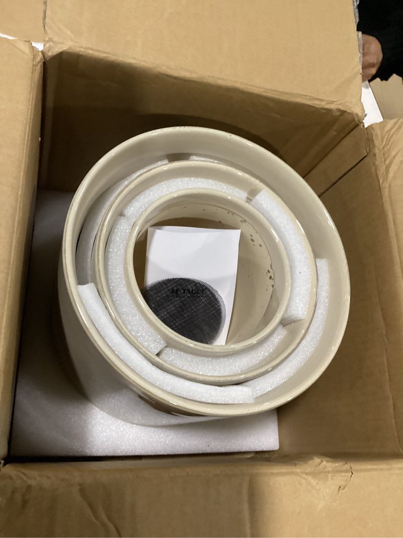 Condition photo showing Good Condition for LE TAUCI Ceramic Plant Pots Indoor, 10+8+6 Inch Planters for Indoor Plants, Mid-Century Modern Flower Pots with Drainage Hole and Plug, Cylinder Round Planters, Set of 3, Cloud Cream Reactive Glaze Cloud Cream Mid-Century Modern