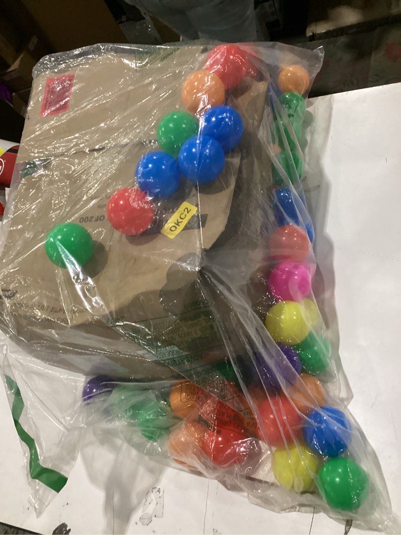 Condition photo showing Good Condition for LANGXUN 50 100 200 Soft Plastic Ball Pit Balls for Kids, Gift for Baby Toddler Birthday Christmas, Ball Pit Play Tent, Baby Kiddie Pool Water Toys, Party Decoration 100 Balls, 5 Macaron Colors