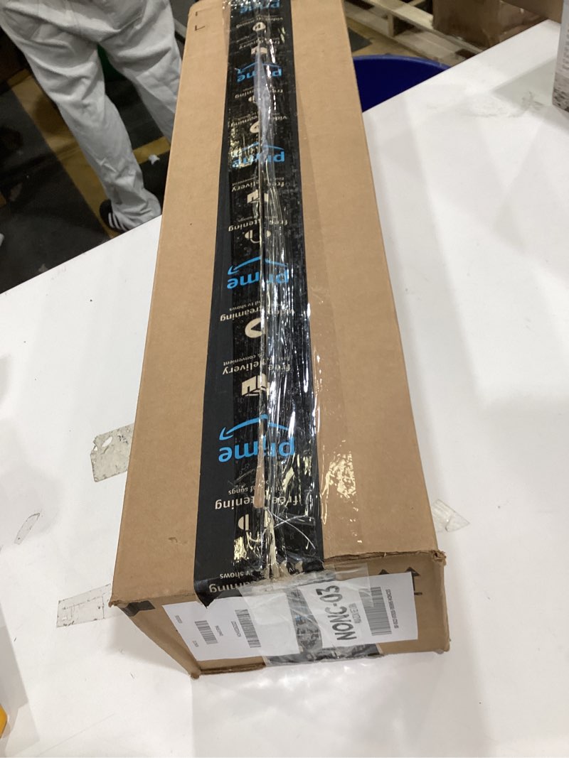 Condition photo showing Good Condition for Artifical tree