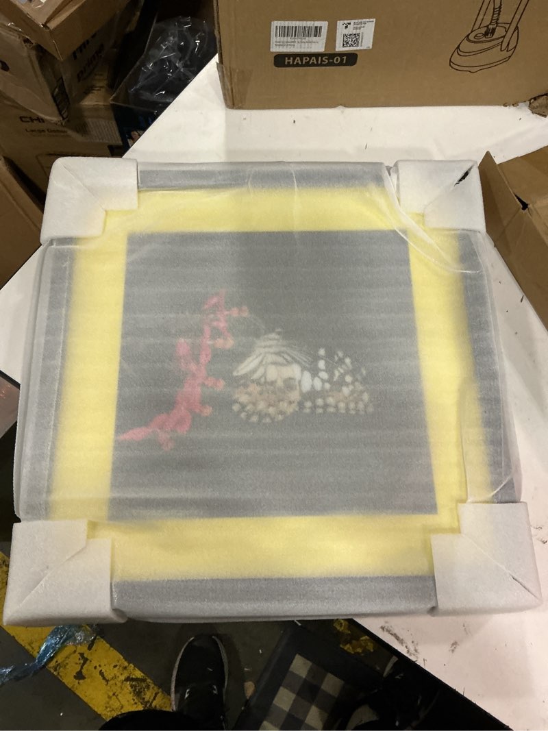 Condition photo showing New/Like New for vitoive 16x16 frame black with mat 12x12 solid wood picture frames wall mounting (3 pack, 16x16 inch)?çª
