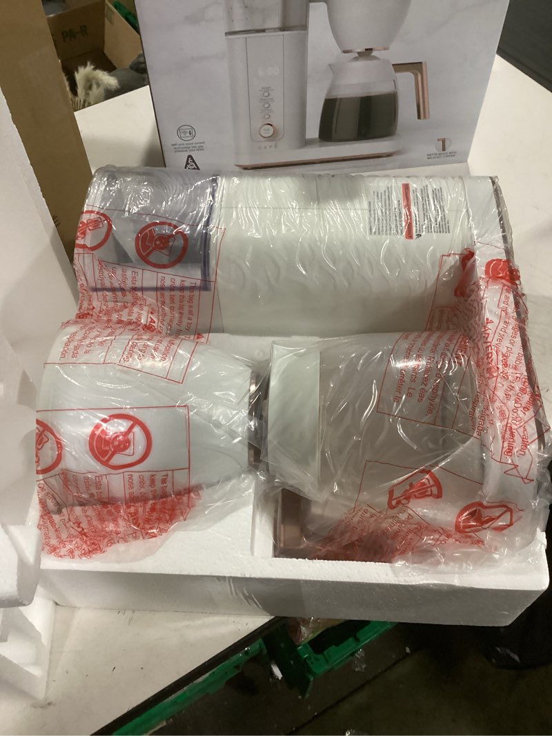 Condition photo showing Good Condition for café specialty drip coffee maker | 10-cup glass carafe | wifi enabled voice-to-brew technology | smart home kitchen essentials | sca certified, barista-quality brew | matte white matte white glass carafe