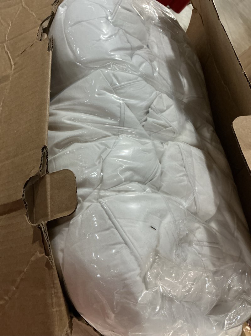 Condition photo showing Good Condition for serta hotel collection pillows king size set of 2 white goose feather down fiber gusseted 100% cotton pillow for back, stomach or side sleepers white king size set of 2