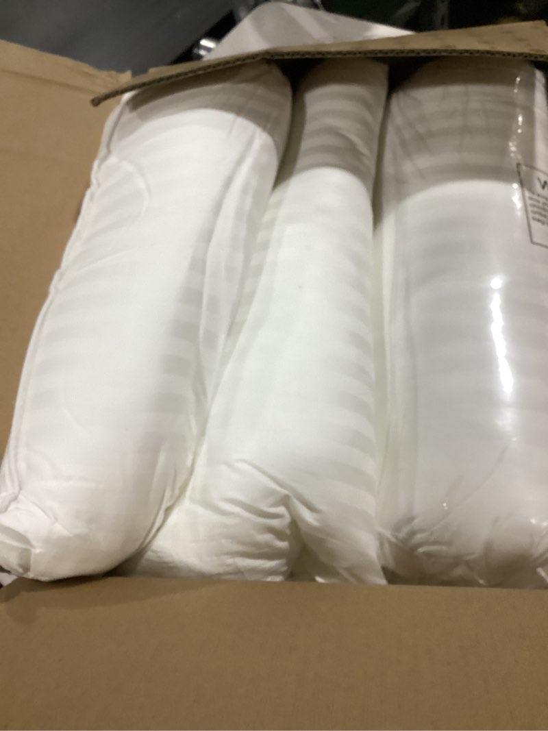 Condition photo showing Good Condition for Beckham Hotel Collection Bed Pillows King Size Set of 2 - Down Alternative Pillow for Back, Stomach or Side Sleepers King White