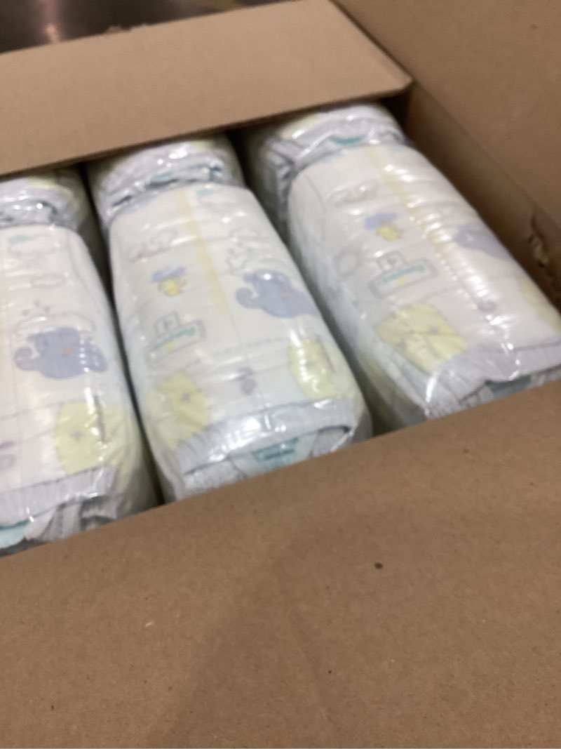 Condition photo showing Good Condition for pampers swaddlers diapers size 4  150 count (select for more options)