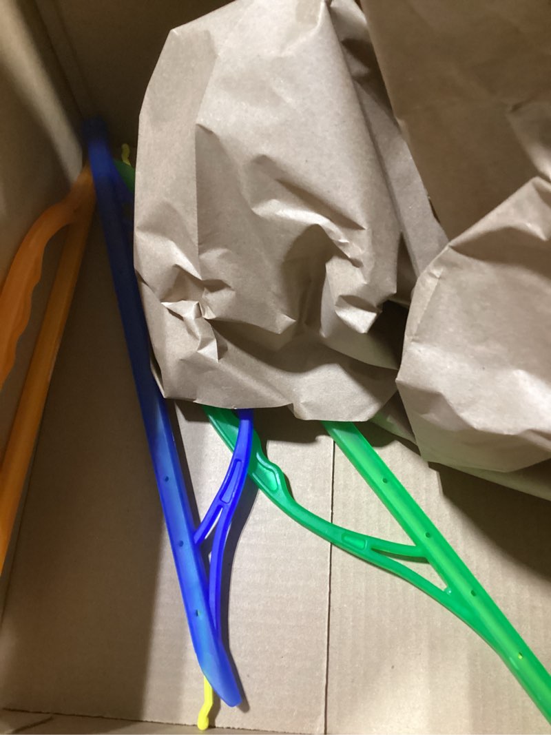 Condition photo showing New/Like New for GripStic Heavy Duty Handle Set. 3 Different Size Bag Clips to Seal Large Bags in Your Home, Garage and More. Bag Sealer for Dog Food and cat Food, Bird Seed, Potting Soil and More. 3 Pack.