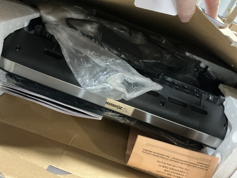 Condition photo showing Good Condition for Zojirushi EA-DCC10 Gourmet Sizzler Electric Griddle,Stainless Brown Extra Large Stainless Brown Extra Large Griddle