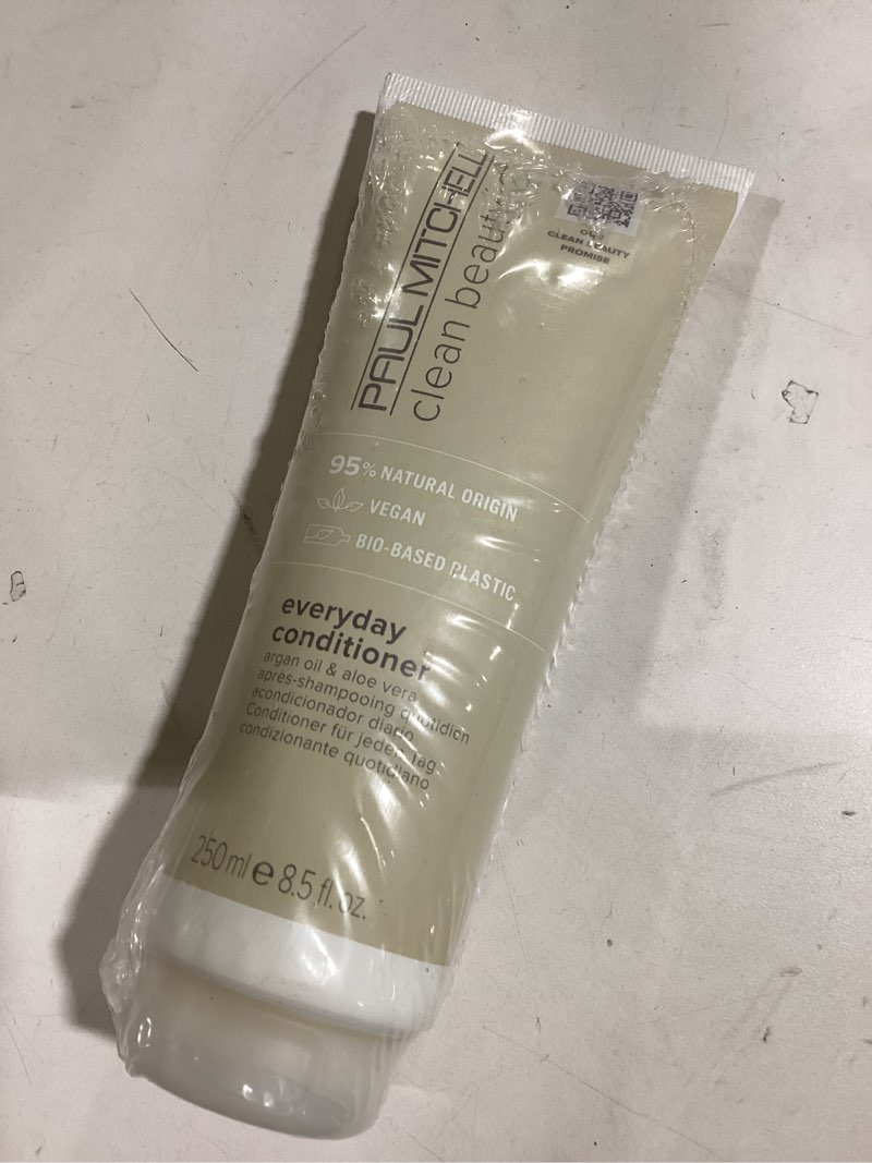 Condition photo showing New/Like New for Paul Mitchell Clean Beauty Everyday Conditioner Ultra-Rich Formula Improves Elasticity For All Hair Types 8.5 Fl Oz (Pack of 1)