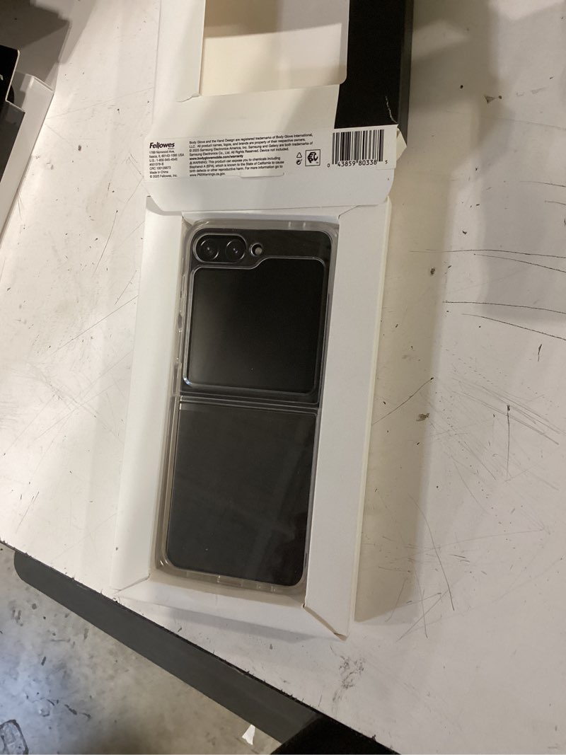 Condition photo showing Good Condition for body glove clear case for samsung galaxy z flip7 fe / z flip6 / z flip5