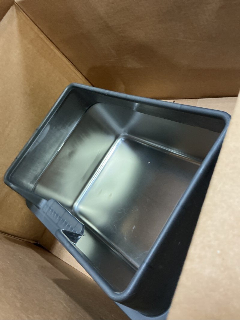 Condition photo showing As Is for kichwit stainless steel cat litter box with high sides easy to clean, smooth surface, rust resistant, 19.8" x 13.8" x 10" (with lid) 19.8" l x 13.8" w x 10" h (with lid)