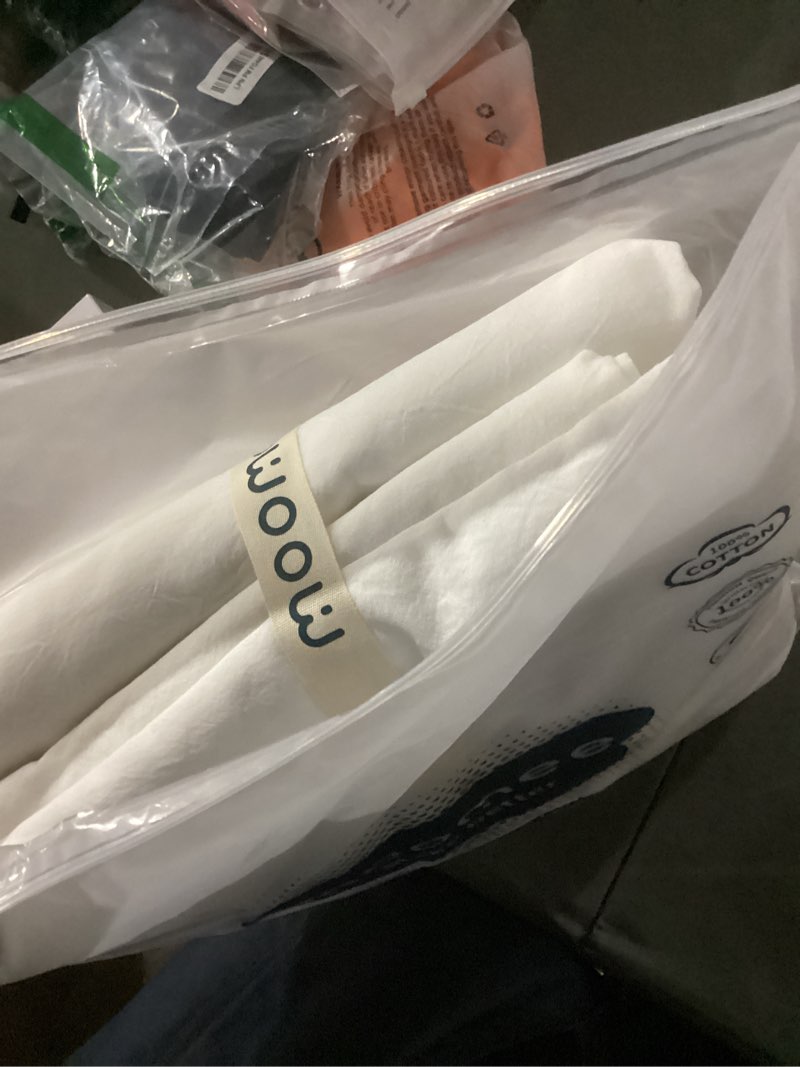 Condition photo showing New/Like New for MooMee Bedding Duvet Cover Set 100% Washed Cotton Linen Like Textured Breathable Durable Soft Comfy (Solid Off White, Cal King 104"x98") Solid Off White (No Comforter) California King (104"x98")