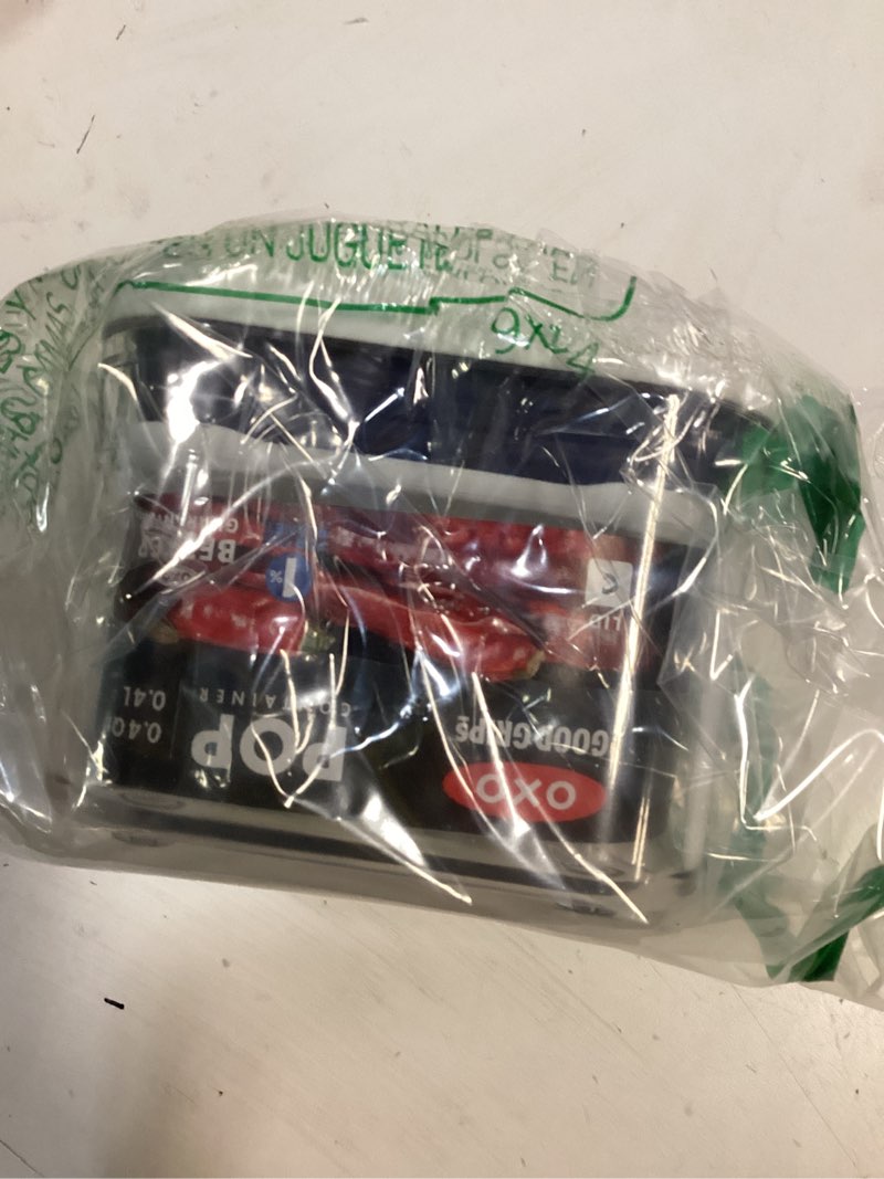 Condition photo showing New/Like New for OXO Good Grips POP Container - Airtight Food Storage - Small Square Mini 0.4 Qt Ideal for baking powder, spices, dried herbs and chiles CONTAINER 0.4 Qt - Square - Dried Herbs