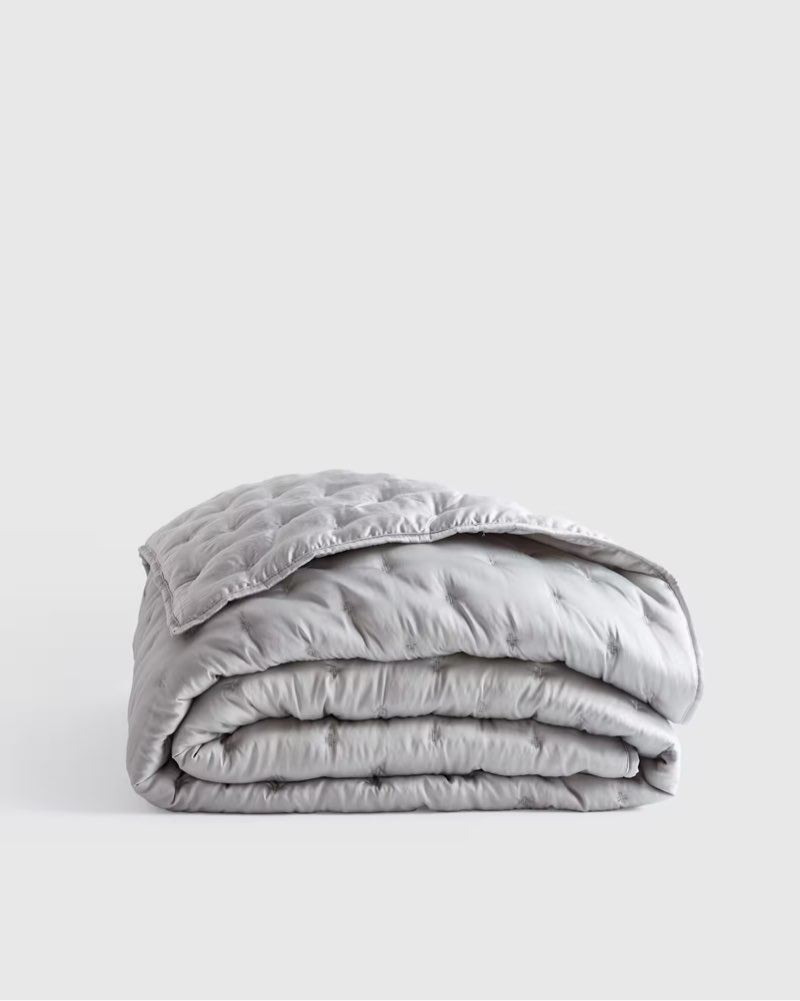 quince bamboo dream quilt set king cali king light grey