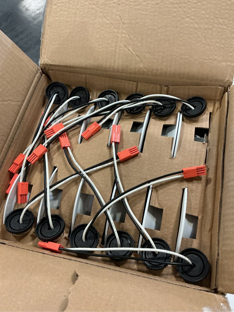 https://lotting-media.assets.bidfta.com/lotting_df378746-f5b7-4c86-8f25-1c57c2f671ab