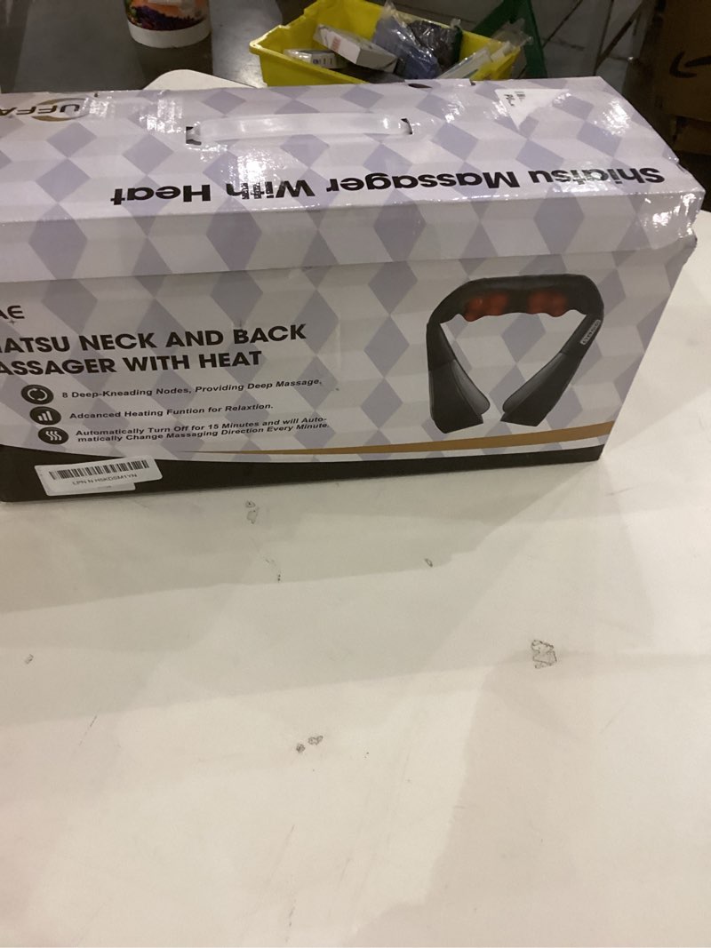 Shiatsu neck and back massager with heat