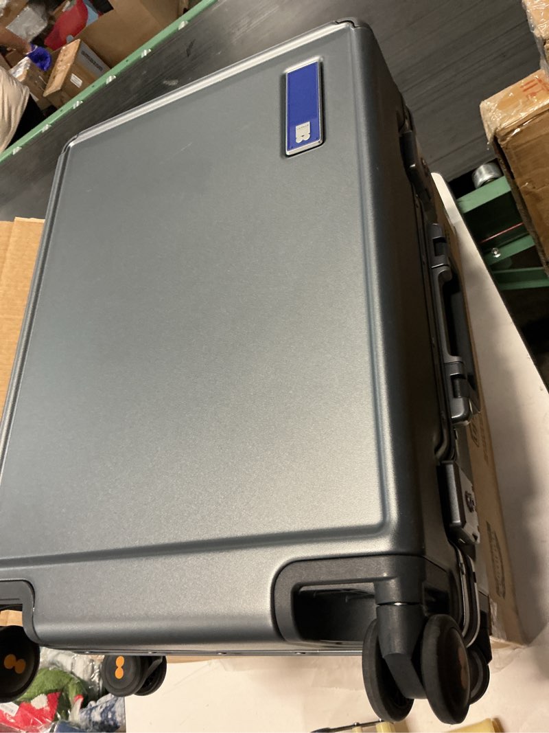 Condition photo showing Good Condition for level8 zipperless luggage with aluminum frame, hard shell suitcase with spinner wheels, polycarbonate and metal zipperless travel suitcase with double tsa locks, gray